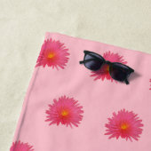 Roze aptenia ventilator naadloos patroon op strandlaken (In situ)