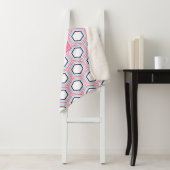 Roze Aqua en Blue Pattern Monogrammed Sherpa Deken (In situ)