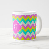 Roze Aqua Yellow Whirn Chevron Quatrefoil Monogram Grote Koffiekop (Voorkant rechts)
