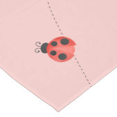 Roze Aquarel Fladderende Lieveheersbeestjes Medium Tafelloper (Hoek)