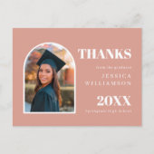 Roze Arch Modern Foto Afstuderen Bedankt Briefkaart (Voorkant)
