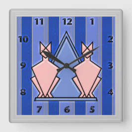 Roze Art Deco Cats op Blue Striped Background Vierkante Klok