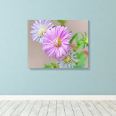 Roze Aster Bloemen Bloemen Bloemen Canvas Art Prin (Insitu (Houten vloer))