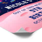 Roze astronaut buitenruimte feestdag welkom poster (Hoek)