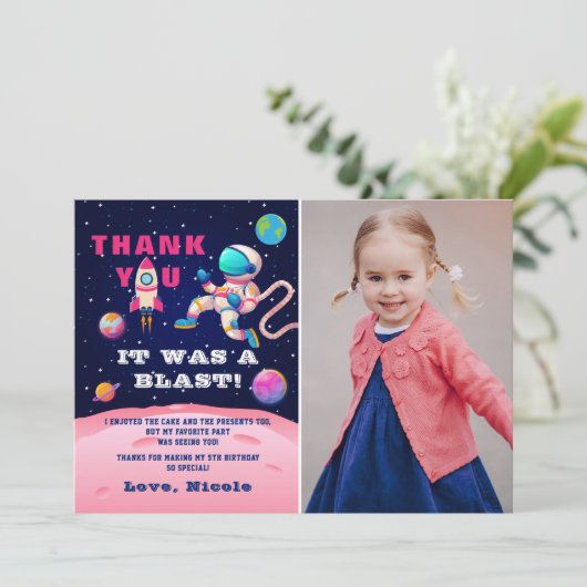 Roze astronaut buitenruimte verjaardagsfoto bedankkaart (Staand voorkant)