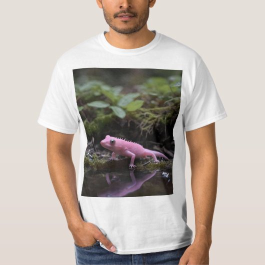 Roze Axolotl bij de rivier, T-shirt (Voorkant)