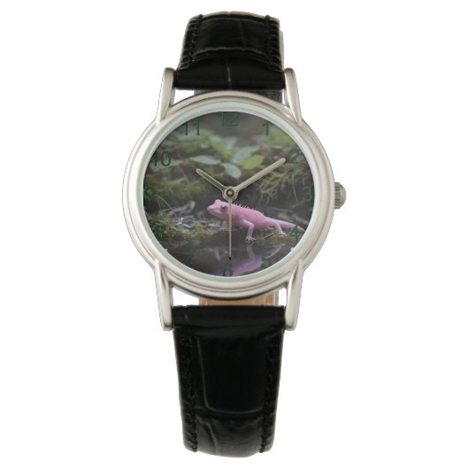Roze Axolotl Neer Bij De Rivier, Horloge (Voorkant)
