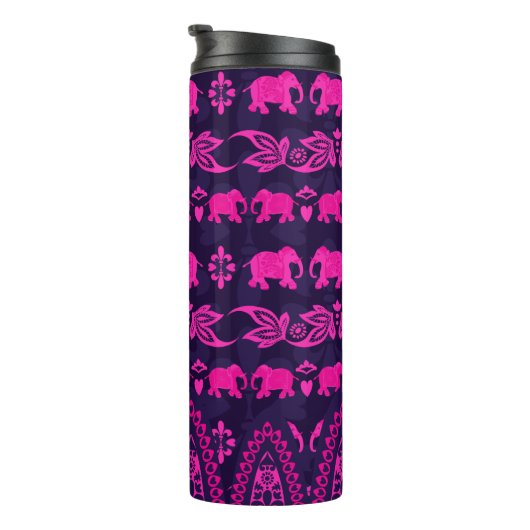 Roze Aziatische Olifant Patroon op Blauw Thermosbeker (Geroteerd rechts)