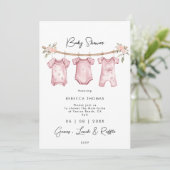 roze babykleding baby shower uitnodiging (Staand voorkant)