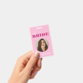 Roze Bachelorette Koop De Bruid Een Drankje Badge (Handheld)