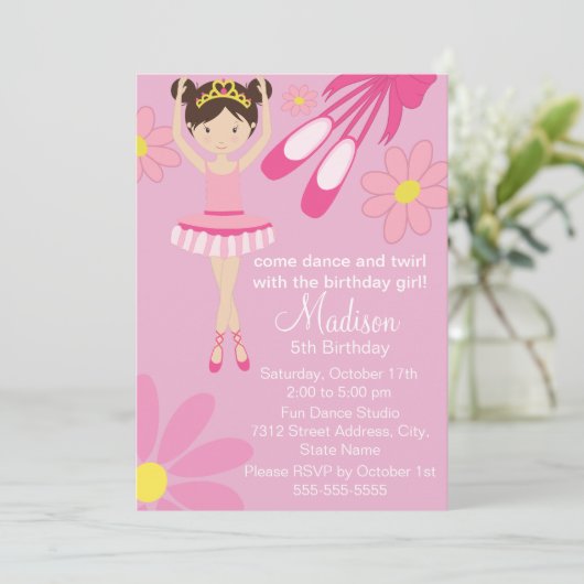 Roze Ballerina Dance Party Verjaardag Uitnodiging (Staand voorkant)