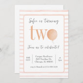 Roze ballon tweede verjaardag uitnodiging (Voorkant / Achterkant)