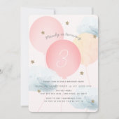 Roze ballonnen en wolken uitnodiging van de Birthd (Voorkant)