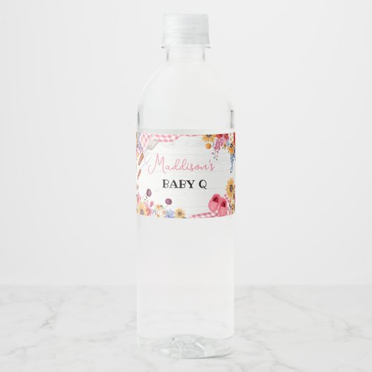 Roze Barbeque Baby Shower Waterfles Etiket (Voorkant)
