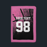 Roze basketbalportefeuille met aangepast nummer drievoud portemonnee<br><div class="desc">Meisjes neon roze basketbalportefeuilles met een speciaal nummer.  sportgeschenk voor het bedanken van coach,  sportjongens en meisjes. Cool ateltisch cadeauidee voor mannen,  vrouwen,  moeder en tien kinderen.  met de naam van het middelbare schoolteam,  grappige quote,  slogan of monogram initialen. in zwart-oranje of andere kleuren.</div>