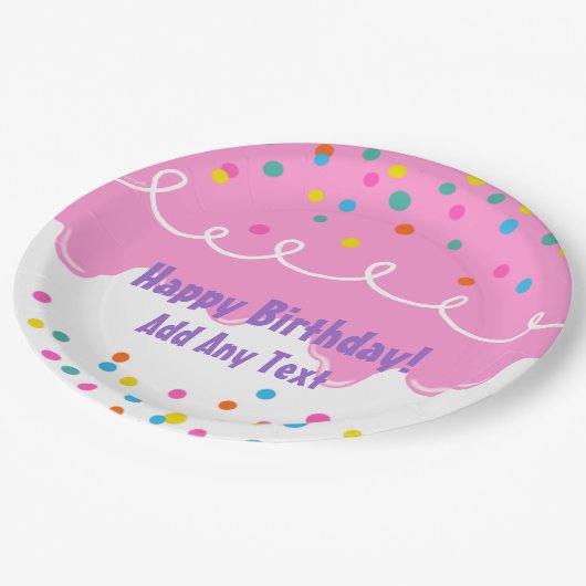 Roze Birthday Cake Frosting Papieren Bordje (Gekanteld)