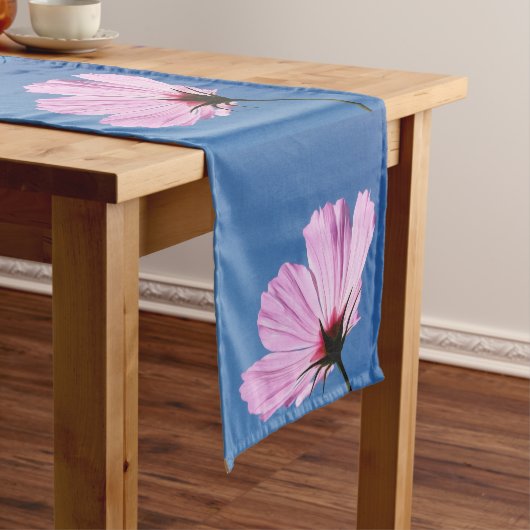 Roze bladen medium tafelloper (Voorbeeld)