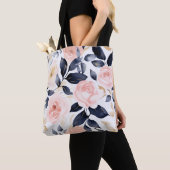 Roze Blauwe Chic Bloemen Tote Bag (Dichtbij)