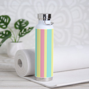 Roze, blauwe en bruine strepen op geel waterfles