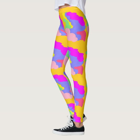 Roze blauwe gele bladerwolken vormen kleine patron leggings (Links)