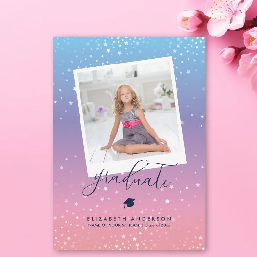 Roze blauwe Paarse regenbooggradiënt Afstuderen Fo Aankondiging