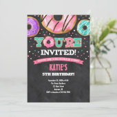 Roze Blauwgroen blauwe donut Birthday uitnodiging (Staand voorkant)