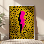 Roze bliksemschicht op gestippelde gele popart poster