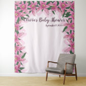 Roze Bloeiende Lelies Omringende Achtergrond Wandkleed (In situ)