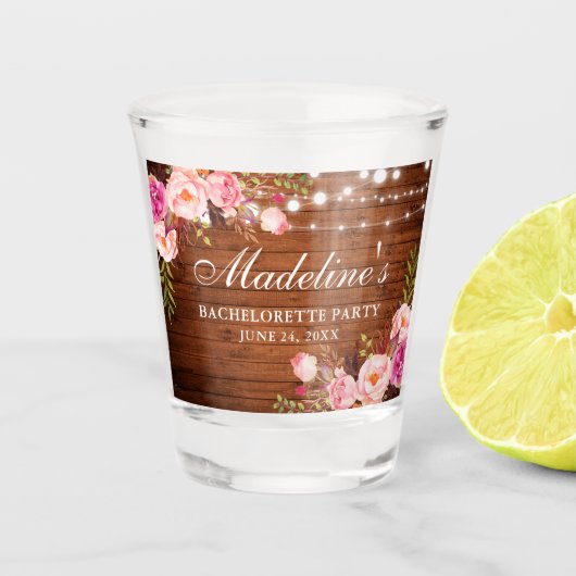 Roze Bloem Houten Lichten Bachelorette Feest Shot Glas (Voorkant)