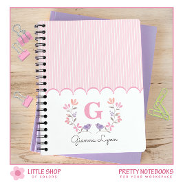 Roze Bloem Strepen Monogram Notitieboek