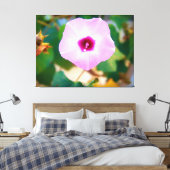 Roze Bloem van de Morgenbloem Canvas Afdruk (Insitu (Slaapkamer))