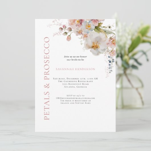 Roze bloemblaadjes en Prosecco Bloemen Vrijgezelle Kaart (Staand voorkant)