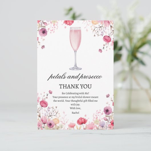 Roze bloemblaadjes en Prosecco Vrijgezellenfeest Bedankkaart (Staand voorkant)