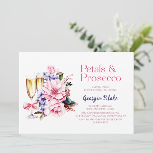 Roze bloemblaadjes en Prosecco Vrijgezellenfeest Kaart (Staand voorkant)