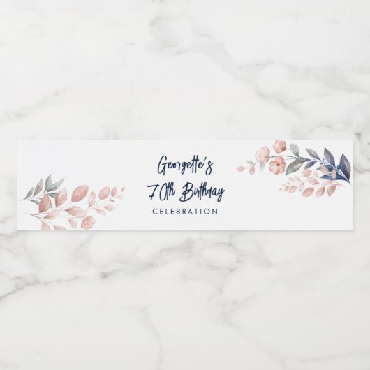 Roze Bloemen 70e Verjaardagsfeestje Botanisch Waterfles Etiket (Enkel label)
