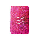 Roze Bloemen Abstract Monogrammed Plush Bath Mat (Voorkant Verticaal)