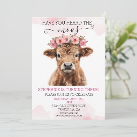 Roze Bloemen Baby Highland Koe Verjaardag Kaart (Staand voorkant)