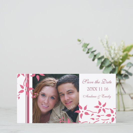 Roze Bloemen Bewaar de datum bruiloft foto kaarten (Staand voorkant)