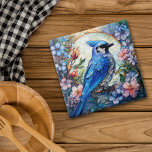 Roze Bloemen Blauw Jay Vogel Glas in lood Tegeltje<br><div class="desc">Op deze keramische tegel zit een prachtige blauwe jay in een lichte hemelkring. De cirkel en vogel zijn omgeven en overlappen met pastelblauw,  roze en oranje bloemen en knoppen. Een overlay is toegevoegd om een glas-in-lood uiterlijk te geven. !</div>
