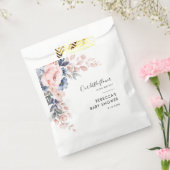Roze Bloemen Botanisch Script Baby shower Bedankzakje (Gezegeld)