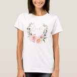 Roze Bloemen Bruid Script Waterverf krans T-shirt<br><div class="desc">Een , modern bloemenbruid t-shirt design. De waterverf krans van roze, perzik en eucalyptus groen heeft de titel "Bruid" in het midden, in de hand geletterde roze schrift typografie. Dit is onderdeel van een collectie van Bridal Party t - shirts in dit ontwerpthema, zie onze Zazzle winkel voor de rest....</div>