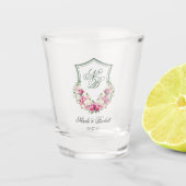 Roze Bloemen Crest Bruiloft Shot Glas (Voorkant)