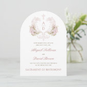 Roze Bloemen Crest Monogrammen Katholieke bruiloft Kaart (Staand voorkant)