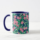 Roze bloemen, donkerblauwe achtergrond mok (Links)