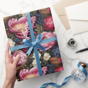 Roze bloemen en bessen botanisch patroon cadeaupapier