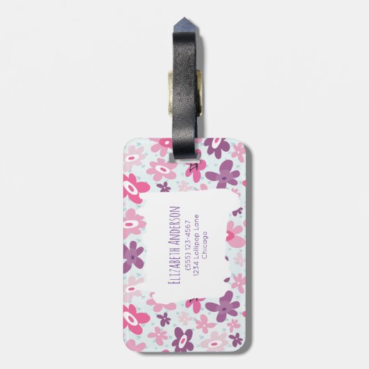 Roze bloemen en blauw hart bevestigen het griezeli bagagelabel (Achterkant verticaal)