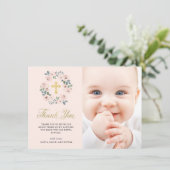  roze bloemen en goudkruis | Baptisemfoto Bedankkaart (Staand voorkant)
