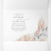 Roze bloemen en Pampas Grass Elegant Wedding Drieluik Uitnodiging (Binnenkant midden)