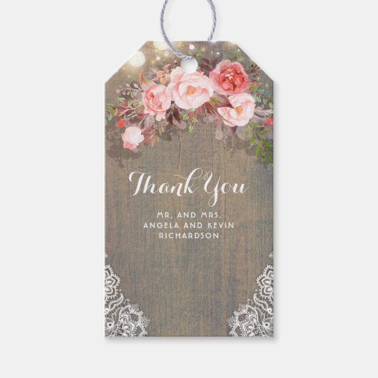 Roze Bloemen en Rustieke Houten Huwelijk Cadeaulabel (Voorkant)