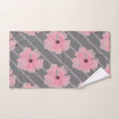 Roze bloemen en strips voor handdoekjes bad handdoek (Handdoek)